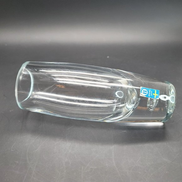 Bergdala Sweden Leaded Crystal Vase Heavy Glass Bud Vase JJ1584 - Picture 5 of 6